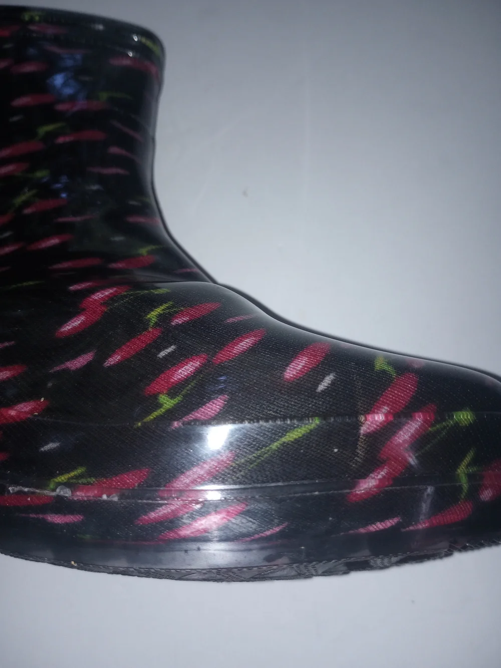 Women’s Black Retro Cherry Print Jelly Rain Boots NWOT 41